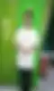 Blurred helper photo preview
