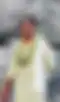 Blurred helper photo preview