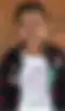 Blurred helper photo preview